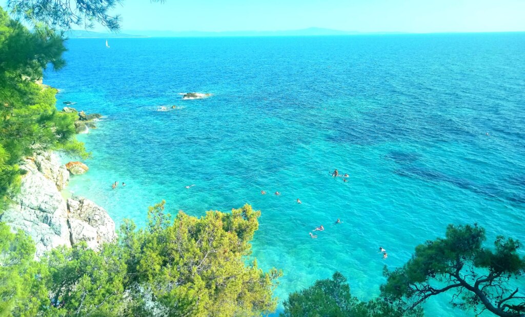 CHORWACKI ADRIATYK. DLACZEGO WODA MORSKA W CHORWACJI JEST TAK CZYSTA?